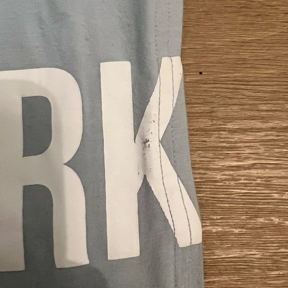 Men’s Gymshark Tank - Picture 2 of 4